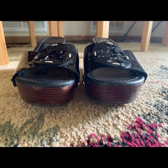 ✨ AUTHENTIC Tory Burch wedges ✨ - Picture 3 of 8